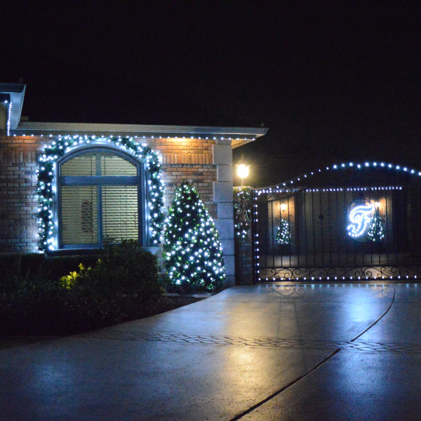 Christmas Light Installation In Porterville